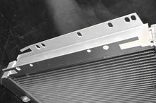 Load image into Gallery viewer, GPI Aluminum Radiator & Shroud & FANS FOR 1963-1968 Chevy Impala / 1964-1967 Chevy El Camino 1963 1964 1965 1966 1967 1968