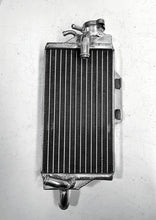 Load image into Gallery viewer, GPI Aluminum Radiator FOR Honda CR125 CR125R 2005 2006 2007