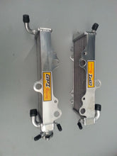 Load image into Gallery viewer, GPI Aluminum Radiator & Hose For 2003-2011 Husqvarna TC/TE250 /TE310/ TC450/TE450/TC510/TE510/SMR 450/510 2003 2004 2005 2006 2007 2008 2009 2010 2011