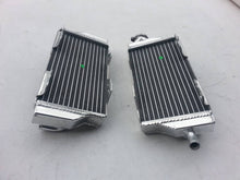 Load image into Gallery viewer, ALUMINUM RADIATOR & Silicone Hose FOR 2002-2004 HONDA CR 125 R/CR125R 2-STROKE 2002 2003