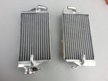 Load image into Gallery viewer, ALUMINUM RADIATOR & Silicone Hose FOR 2002-2004 HONDA CR 125 R/CR125R 2-STROKE 2002 2003
