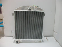 Load image into Gallery viewer, 3 ROW Aluminum Radiator & FAN For 1932 FORD CHOPPED FORD ENGINE AT 1932
