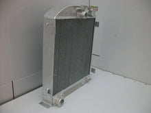 Load image into Gallery viewer, 3 ROW Aluminum Radiator & FAN For 1932 FORD CHOPPED FORD ENGINE AT 1932