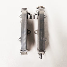 Load image into Gallery viewer, GPI L&R For TM Racing EN / MX 125/144/250/300 SMR 125 2008-2016 Aluminum Radiator 2008 2009 2010 2011 2012 2013 2014 2015 2016