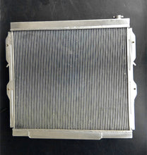 Load image into Gallery viewer, GPI ALUMINUM RADIATOR  for 2001-2007 Toyota Sequoia 2004-2006 Tundra 4.7 V8 AT/MT 2004 2005 2006