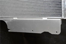 Load image into Gallery viewer, GPI 3row Aluminum radiator+fan for 1987-2006 Jeep Wrangler YJ TJ 2.4L/2.5L L4, 4.0L/4.2L L6 1987 1988 1989 1990 91 92 93 94 95 96 97 98 99 2000 01 02 03 04 05 06