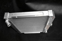 Load image into Gallery viewer, GPI ALUMINUM RADIATOR & FANS FOR 1972-1986 Jeep CJ series CJ5/CJ6/CJ7 J10 J20 L6/V8 Pickup Truck 1972 1973 1974 1975 1976 1977 1978 1979 1980 1981 1982 1983 1984 1985 1986