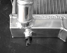 Load image into Gallery viewer, GPI ALUMINUM RADIATOR & FANS FOR 1972-1986 Jeep CJ series CJ5/CJ6/CJ7 J10 J20 L6/V8 Pickup Truck 1972 1973 1974 1975 1976 1977 1978 1979 1980 1981 1982 1983 1984 1985 1986