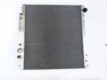 Load image into Gallery viewer, GPI Aluminum Radiator FOR 1999-2005 Ford F250 F350 F450 Super Duty Excursion V8 V10 1999 2000 2001 2002 2003 2004 2005