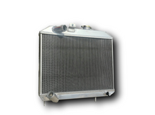 Load image into Gallery viewer, 3 Row aluminum radiator & FANS for 1941-1952 JEEP Willys 1941 1942 1943 1944 1945 1946 1947 1948 1949 1950 1951 1952