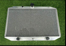 Load image into Gallery viewer, GPI 3 ROW aluminum radiator Fit 1971-1974 Jaguar E-Type Series 3 XKE V12 5.3L MT 1971 1972 1973 1974