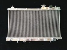 Load image into Gallery viewer, Aluminum Radiator For 1997-2001 Honda CR-V 2.0L L4 AT/ MT 1997 1998 1999 2000 2001