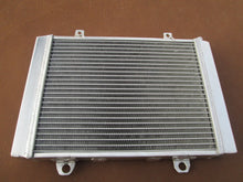 Load image into Gallery viewer, Aluminum Radiator For 2005-2010 Kawasaki Brute Force 650 KVF650D/KVF650E 4x4 KVF 650 D/KVF 650 E 2005 2006 2007 2008 2009 2010