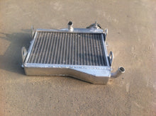 Load image into Gallery viewer, Aluminum Radiator For 1973-1975 Kawasaki Brute Force 650 Prairie 700 KXF700 KVF650 KXF 700 KVF 650 1973 1974 1975