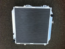 Load image into Gallery viewer, Aluminum radiator& fan For 1996-2002 Toyota Landcruiser Prado KZJ90 KZJ95 / KZJ 90 KZJ 95 3.0 diesel MT 1996 1997 1998 1999 2000 2001 2002