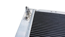 Load image into Gallery viewer, ALL Aluminum RADIATOR FOR 1997-1998 Ford F150 F250 4.2L V6 4.6L V8 Lobo