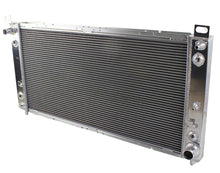 Load image into Gallery viewer, GPI Aluminum Radiator&fans for Chevy Silverado Cadillac GMC YUKON 4.8 5.3 6.0 /6.2 V8