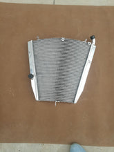 Load image into Gallery viewer, GPI Aluminum Radiator & FAN For Honda CBR1000RR Fireblade 2004 2005 CBR1000 RR