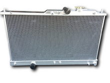 Load image into Gallery viewer, GPI Aluminum Radiator & fans Fits 2000-2005 Mitsubishi Eclipse GT - 3.0L V6 2005 2004 2003 2002 2001 2000