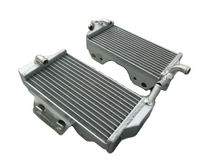 Load image into Gallery viewer, GPI Aluminum radiator and hose for 2005-2007 Honda CR250 CR250R 2005 2006 2007 05 06 07