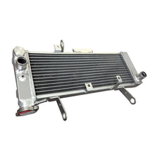 Load image into Gallery viewer, GPI 3 ROW Aluminum Radiator & HOSE For 2003-2008 Suzuki SV650 SV650N/ SV 650 SV 650 N K3 K4 2003 2004 2005 2006 2007 2008