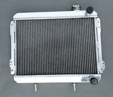Load image into Gallery viewer, Aluminum Radiator & Fan FOR 1979-1983 Toyota Corolla SR5 AE70/AE71/AE72 3A/4A 1.5/1.6 M/T 1979 1980 1981 1982 1983
