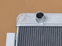 Load image into Gallery viewer, Aluminum Radiator+Fans For 1972-1986 Jeep CJ Series CJ-5 CJ-7 w/Chevy V8 Conversion Engine 1973 1974 1975 1976 1977 1978 1979 1980 1981 82 83 84 85