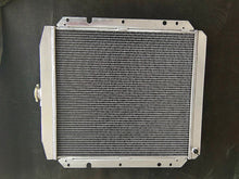 Load image into Gallery viewer, GPI 28" Alu Radiator For 1950-1952 Buick Special Super Roadmaster W/Chevy V8 1950 1951 1952
