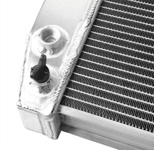 Load image into Gallery viewer, GPI 2 Row Aluminum Radiator & FANS For 1988-1999 Chevy GMC C/K 1500 2500 3500 Pickup 5.7 V8 1988 1989 1990 1991 1992 1993 1994 1995 1996 1997 1998 1999
