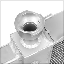 Load image into Gallery viewer, GPI 3row  Aluminum Radiator & fans FOR 1994-1996 Ford Mustang GT/GTS/SVT 3.8L 5.0L MT 1994 1995 1996