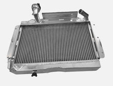 Load image into Gallery viewer, GPI 2 Row Aluminum Radiator& fans For 1955-1962 MG MGA 1500 1600 1622 DE LUXE 1.5L 1.6L 1955 1956 1957 1958 1959 1960 1961 1962