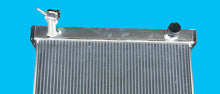 Load image into Gallery viewer, GPI 52MM aluminum radiator FOR 1997-2006 JEEP WRANGLER TJ 2.4/2.5/4.0 MANUAL 1997 1998 1999 2000 2001 2002 2003 2004 2005 2006