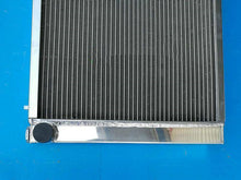 Load image into Gallery viewer, GPI Aluminum Radiator & fan for 1989-1994 Land Rover Defender & Discovery 200 TDI 2.5 Turbo diesel 1989 1990 1991 1992 1993 1994