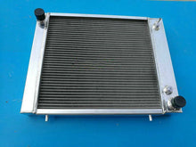 Load image into Gallery viewer, GPI Aluminum Radiator & fan for 1989-1994 Land Rover Defender & Discovery 200 TDI 2.5 Turbo diesel 1989 1990 1991 1992 1993 1994