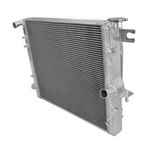 Load image into Gallery viewer, Aluminum Radiator& Fan For 2007-2017 Jeep Wrangler JK 3.6I ERB 206;3.8i EGT 153 2007 2008 2009 2010 2011 2012 2013 2014 2015 2016 2017