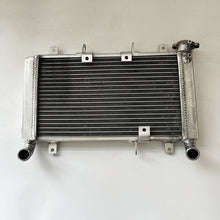 Load image into Gallery viewer, GPI Aluminum Radiator FOR Nissens 64338/LR062670 Land Rover Range Rover Sport 14-17 2013 2014 2015 2016 2017 2018
