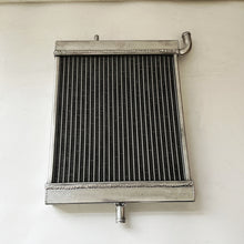 Load image into Gallery viewer, GPI Aluminum Radiator FOR Nissens 64338/LR062670 Land Rover Range Rover Sport 14-17 2013 2014 2015 2016 2017 2018
