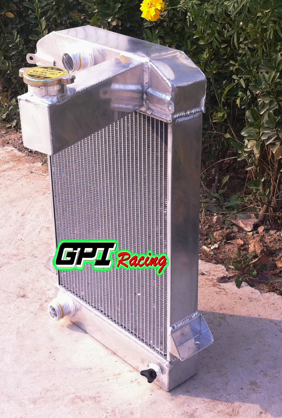 GPI 62MM 3 core aluminum radiator & fan for TRIUMPH TR2 / TR3 / TR3A ...