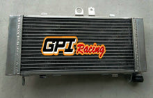 Load image into Gallery viewer, GPI Aluminum radiator FOR 2002-2007 Honda CB900F 919 Hornet 900   2002 2003 2004 2005 2006 2007

