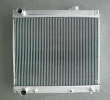 Load image into Gallery viewer, GPI Aluminum radiator for 1995-2005 Suzuki Grand Vitara SQ / JLX 2.0 2.5 V6 Auto/Manual  1996 1997 1998 1999 2000 2001 2002 2003 2004 2005
