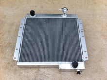 Load image into Gallery viewer, GPI 3 ROW Aluminum Radiator for 1970-1980  Toyota Land Cruiser   FJ40 FJ45 Petrol MT  1970 1971 1972 1973 1974 1975 1976 1977 1978 1979 1980
