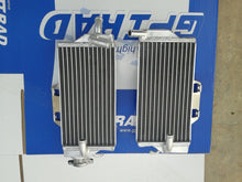 Load image into Gallery viewer, GPI Aluminum radiator + silicone  hose kit for Honda CR125R CR 125 2005 2006 2007
