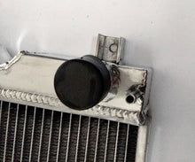 Load image into Gallery viewer, Alu Radiator FOR 1990-2016 Land Rover Defender LD 2.2/2.4 TD4 2.5 TD5 DIESEL  92 93 94 95 96 97 98 99 00 01 02 03 04 05 06 07 08 09 10 11 12 13 14 15
