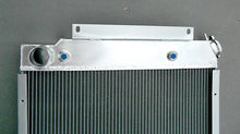 Load image into Gallery viewer, GPI 3 Row Aluminum Radiator &amp; fan for 1970-1981 International Scout II &amp; Pickup 5.0L 5.6L V8  1970 1971 1972 1973 1974 1975 1976 1977 1978 1979 1980 1981
