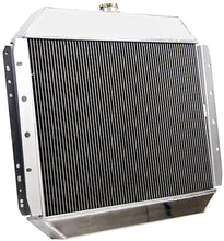 Load image into Gallery viewer, Aluminum Radiator for 1966-1979 Ford F-Series/Bronco Truck V8 F100 F150 F250 F350 1966 1967 1968 1969 1970 1971 1972 1973 1974 1975 1976 1977 1978
