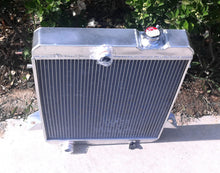 Load image into Gallery viewer, 56mm Aluminum radiator &amp; fan FOR 1965-1967 TRIUMPH TR4A Manual 1965 1966 1967 1968
