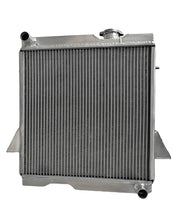 Load image into Gallery viewer, GPI Aluminum radiator+one fan for Triumph TR6 1969-1974 / TR250 TR 250 1967 1968

