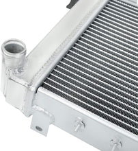 Load image into Gallery viewer, GPI 3 Row Aluminum Racing Radiator For 1991-2001 Jeep Cherokee/Comanche 2.5L/4.0L l4/l6  1991 1992 1993 1994 1995 1996 1997 1998 1999 2000 2001
