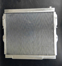 Load image into Gallery viewer, GPI ALUMINUM RADIATOR  for 2001-2007 Toyota Sequoia 2004-2006 Tundra 4.7 V8 AT/MT 2004 2005 2006
