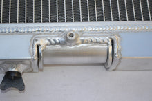 Load image into Gallery viewer, GPI 40mm Aluminum Radiator &amp; Hose FOR 1989-1994 SUZUKI SWIFT GTI 1.0/1.3/1.6 1989 1990 1991 1992 1993 1994
